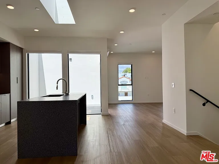 5119 Colfax Ave #203 — Photo 6