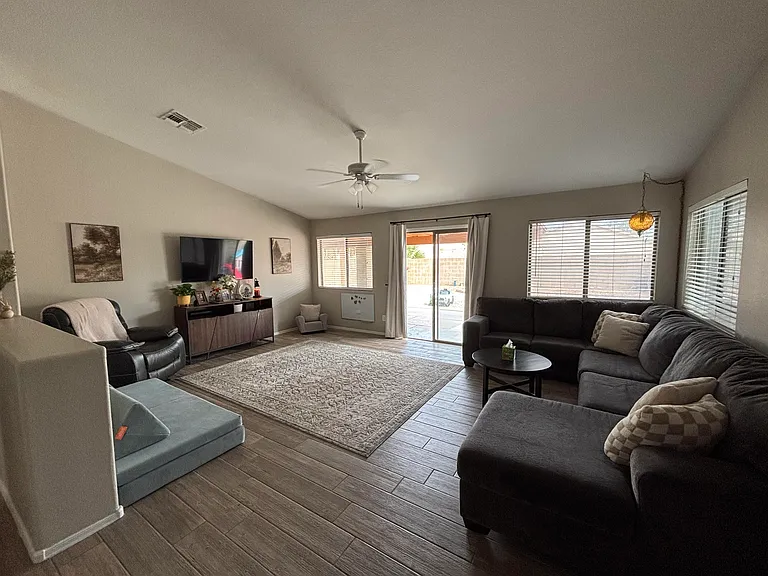 30517 N Royal Oak Way — Photo 5