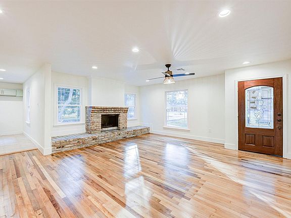 2nd image of 7260 Santa Fe Dr