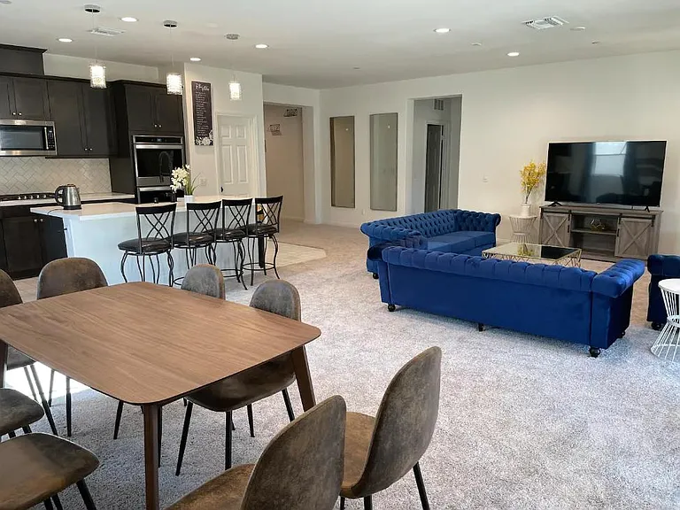 21199 Packing House Ct — Photo 15