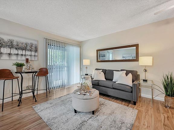 5th image of 407 Piccadilly Pl APT 2