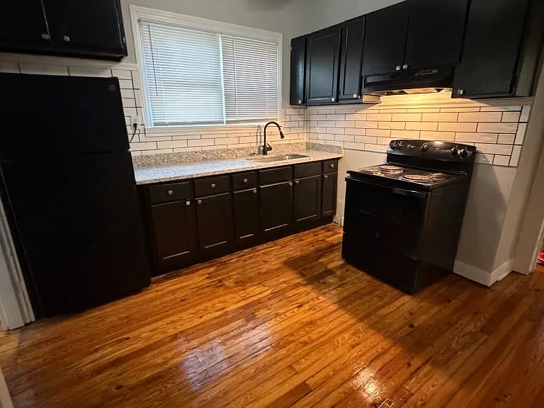 714 M St — Photo 3