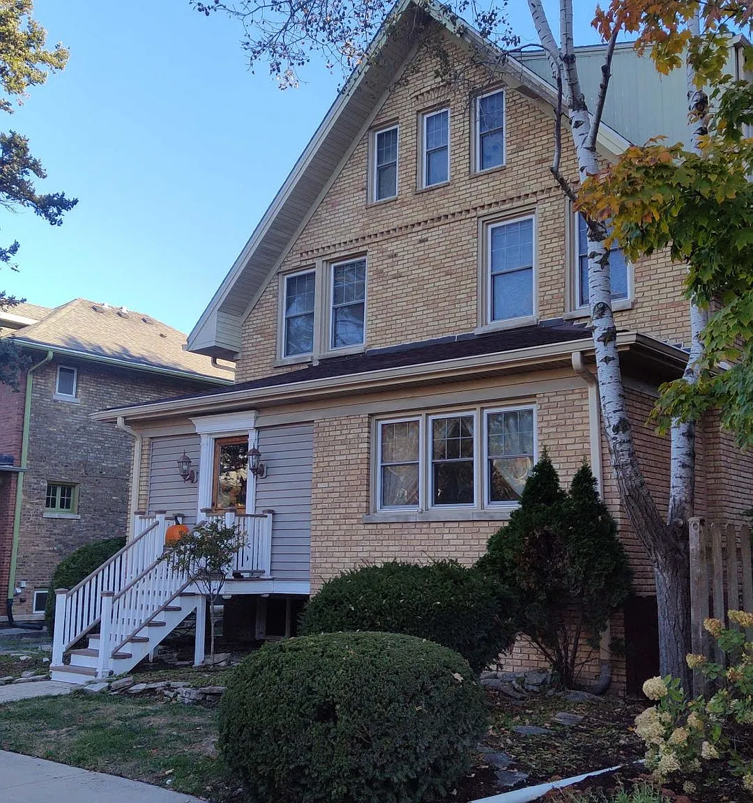 2619 Prairie — Photo 1