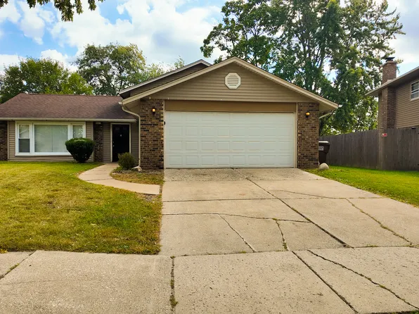 22627 Mission Dr, Richton Park, IL 60471