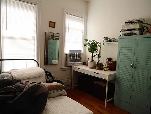 Rented by Highline Residential | media 19