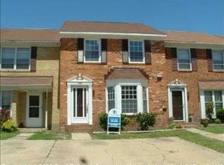 5530 Keydet Dr, Virginia Beach, VA 23462