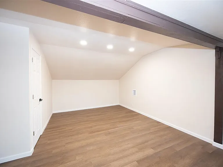 7359 E Lake Rd — Photo 23