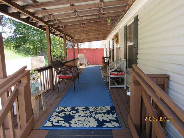 2992 Dungeon Rd, Berea, WV 26327