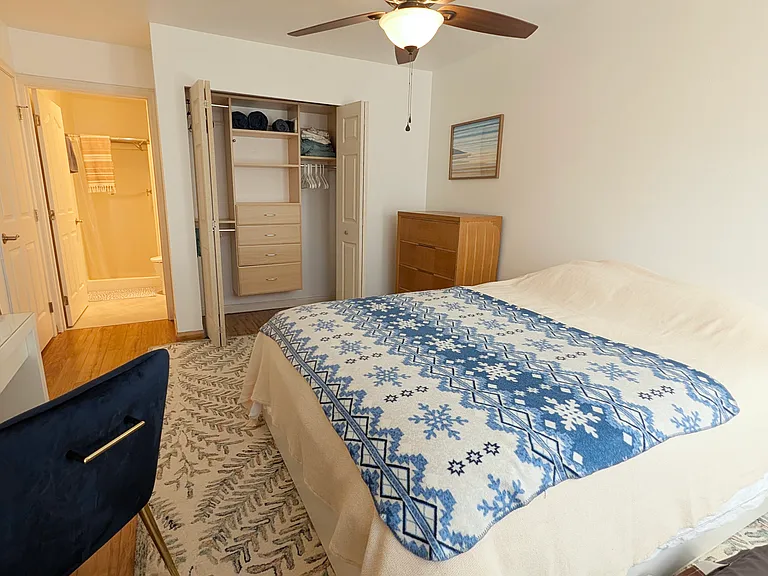 9750 Greenwood Ave N #204 — Photo 11