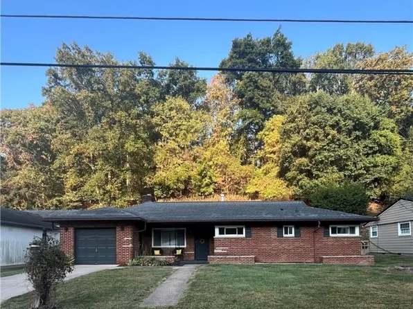 118 Riverview Dr, Saint Albans, WV 25177