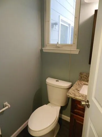 8879 Nottingham Dr — Photo 10