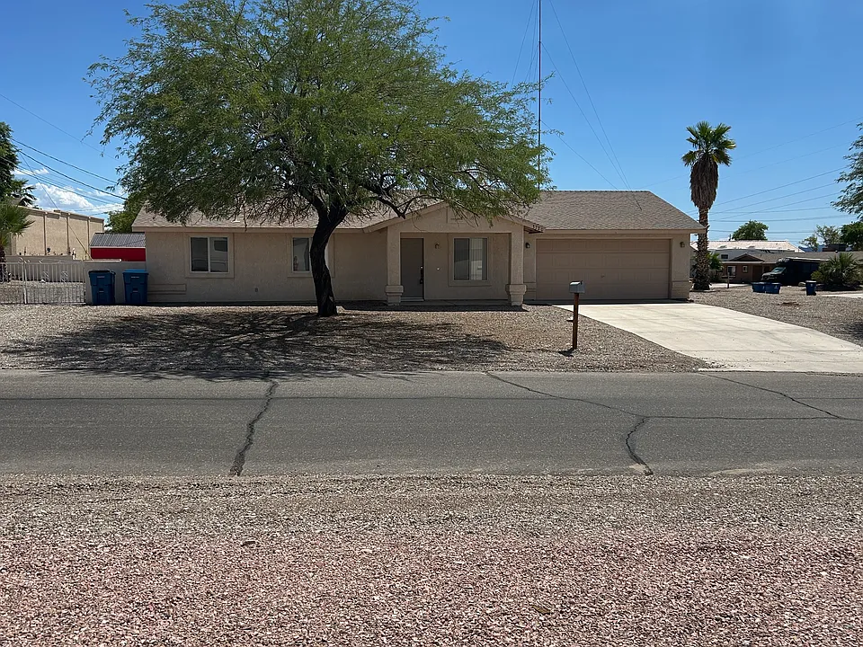 3720 Churchill Dr