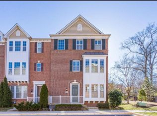 5806 Foley St, Alexandria, VA 22303