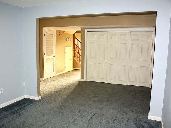 4th image of 703 Fox Trl