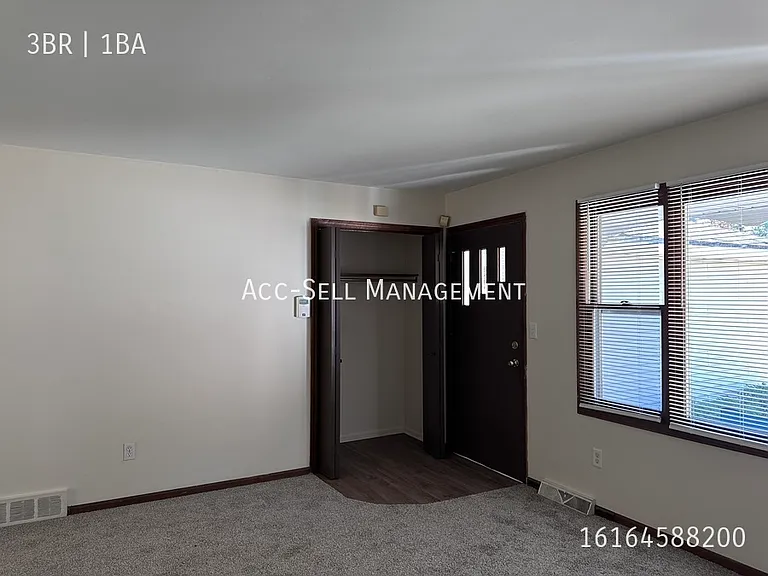 5798 Christie Ave SE — Photo 5