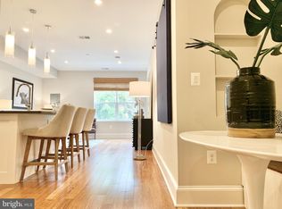 2221 M St NE UNIT 302, Washington, DC 20002