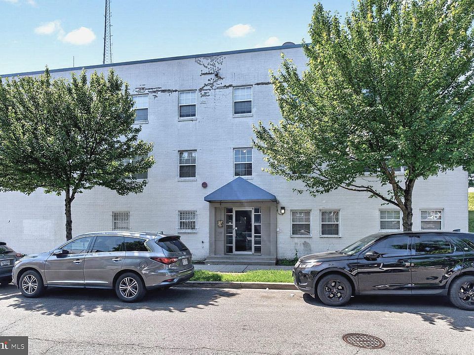 1st image of 1008 Rittenhouse St NW #15
