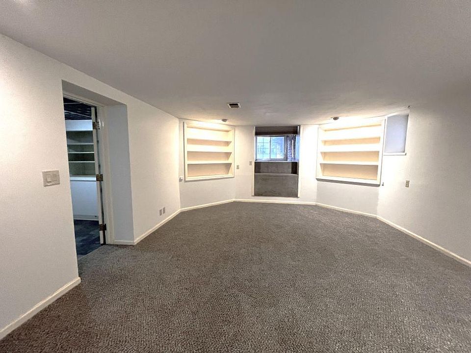 1st image of 514 Park Ave #1