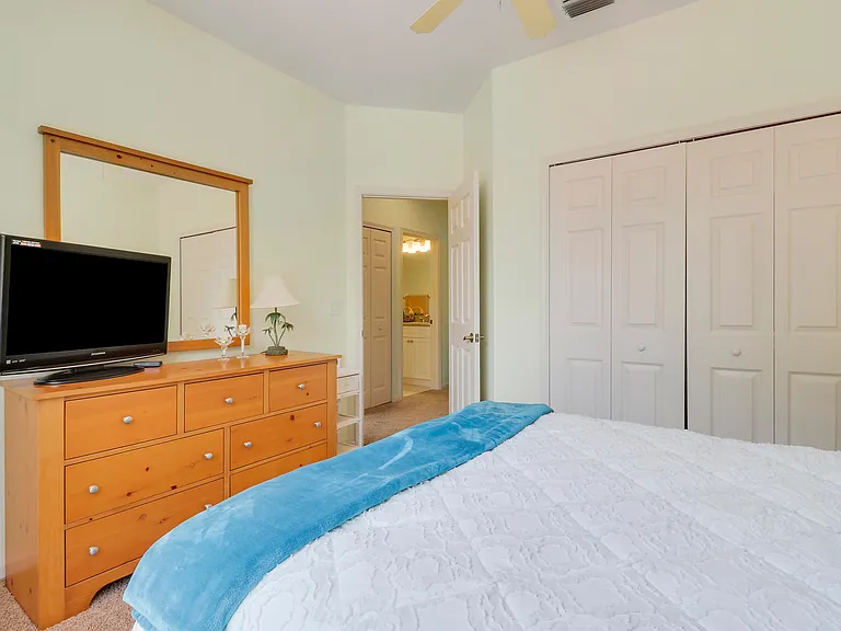 9222 Wentworth Ln — Photo 25