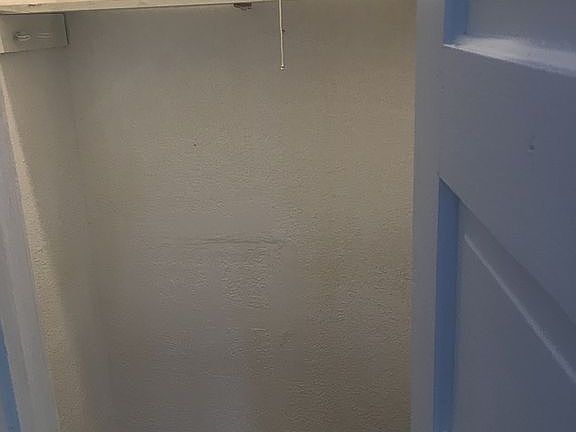 Bedroom 2 Closet - Large