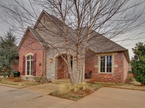 913 Villas Creek Dr, Edmond, OK 73003