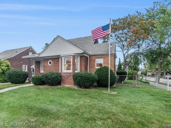 3261 Lincoln St, Dearborn, MI 48124