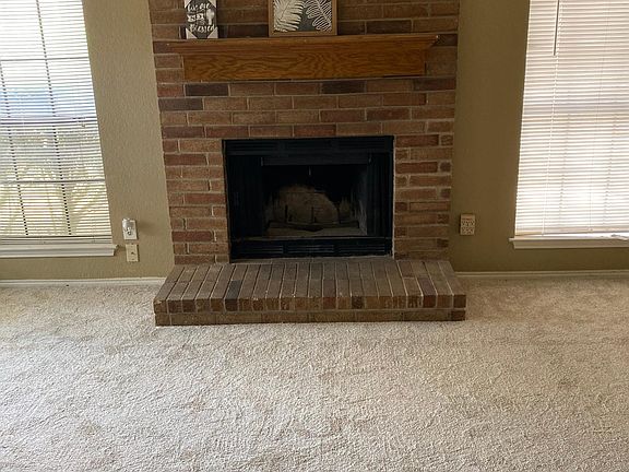 5th image of 5822 Silver Sage Dr #1