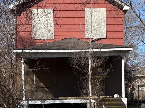 560 Kentucky St, Gary, IN 46402