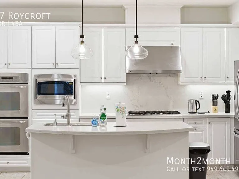 37 Roycroft — Photo 14