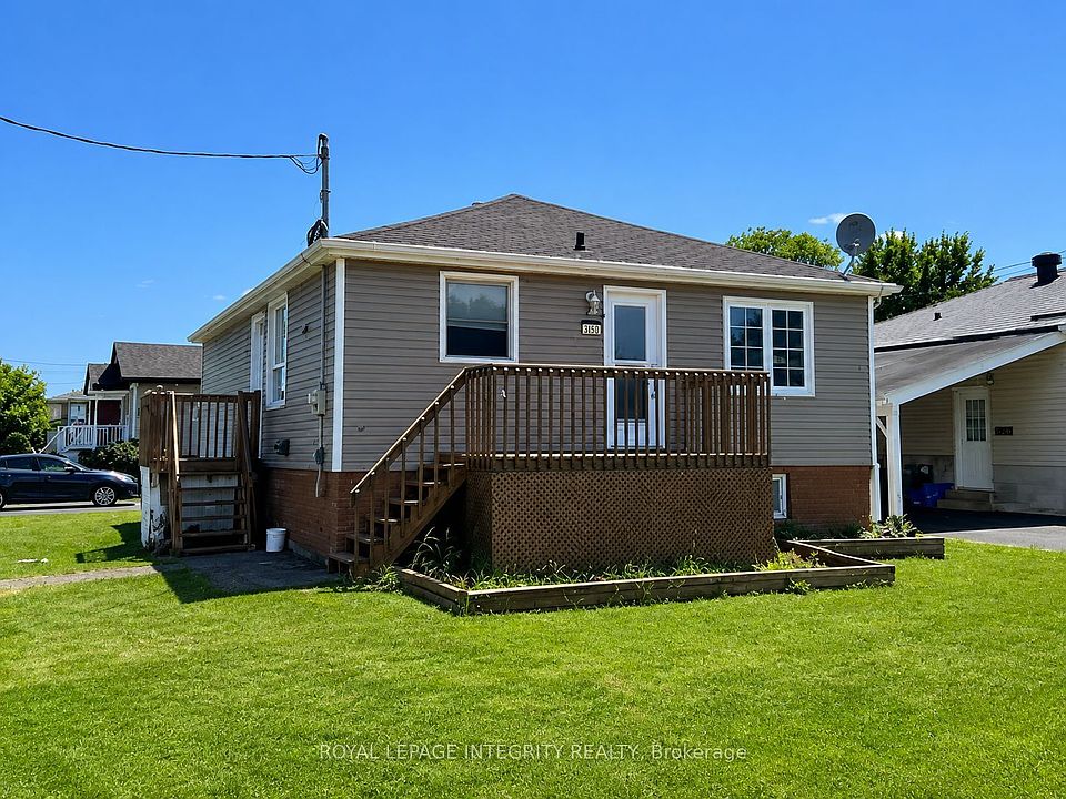1st image of 607 12th St E