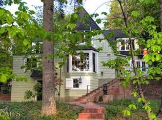 305 John Muir Rd, Lake Arrowhead, CA 92352