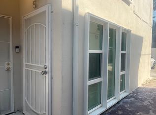 5762 San Vicente Blvd #5, Los Angeles, CA 90019