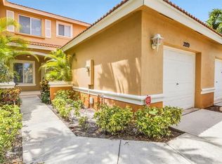 3209 Osprey Ln, West Palm Beach, FL 33411