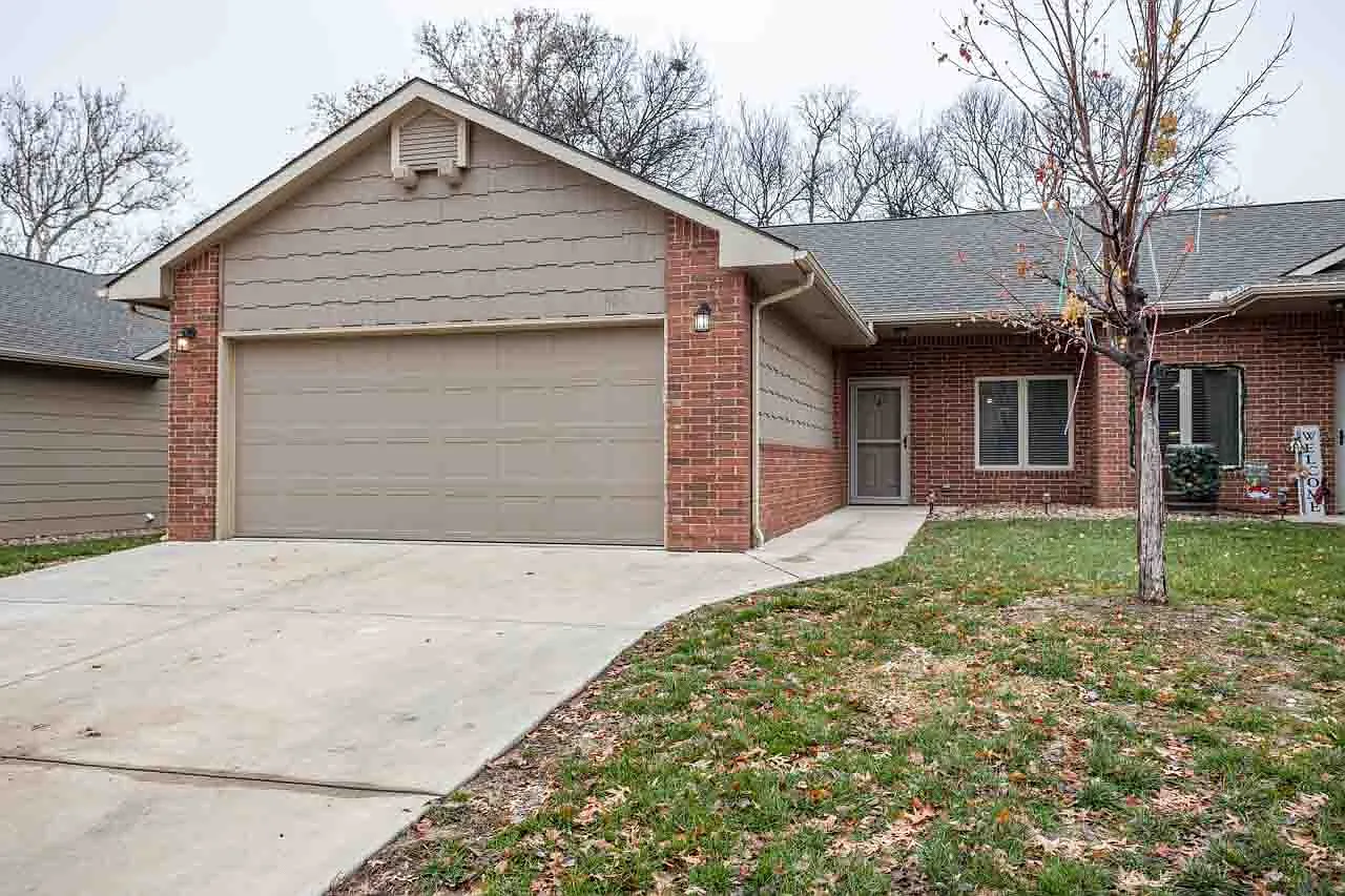 406 North Colorado Avenue - F — Photo 1
