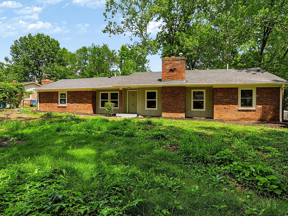1st image of 10465 Woodlawn Dr