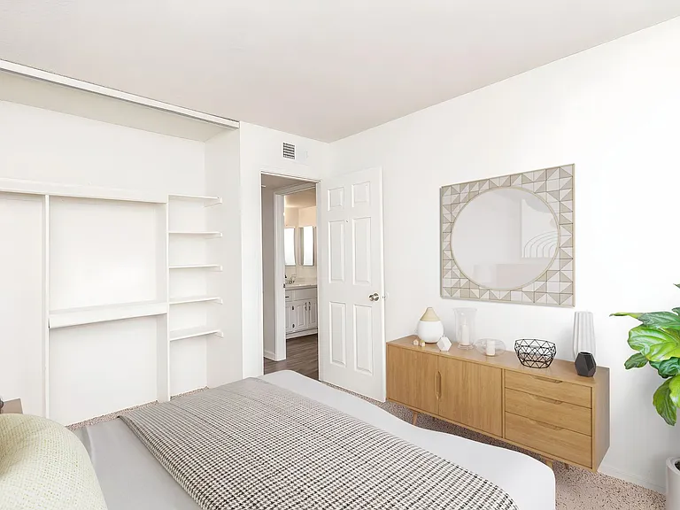 Tesoro Apartments — Photo 63