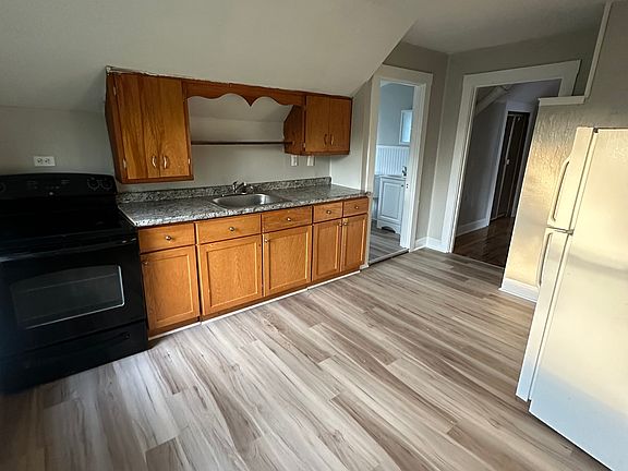 4th image of 433 E 148th St #3