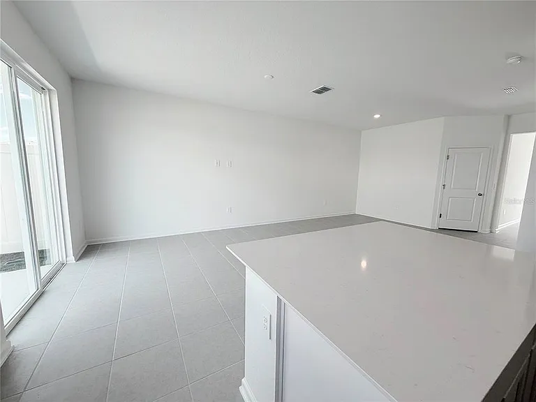 3076 Chromatic St — Photo 4