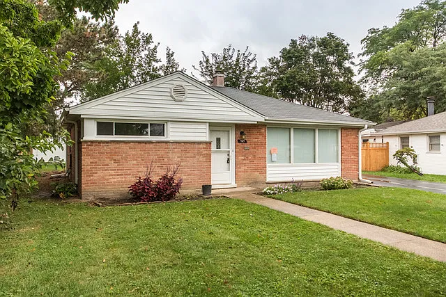 903 E Villa Dr photo 1
