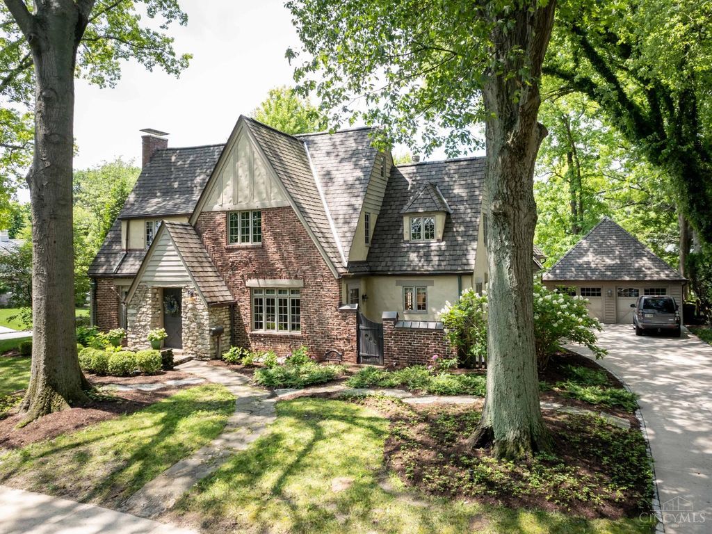 Real estate listing image