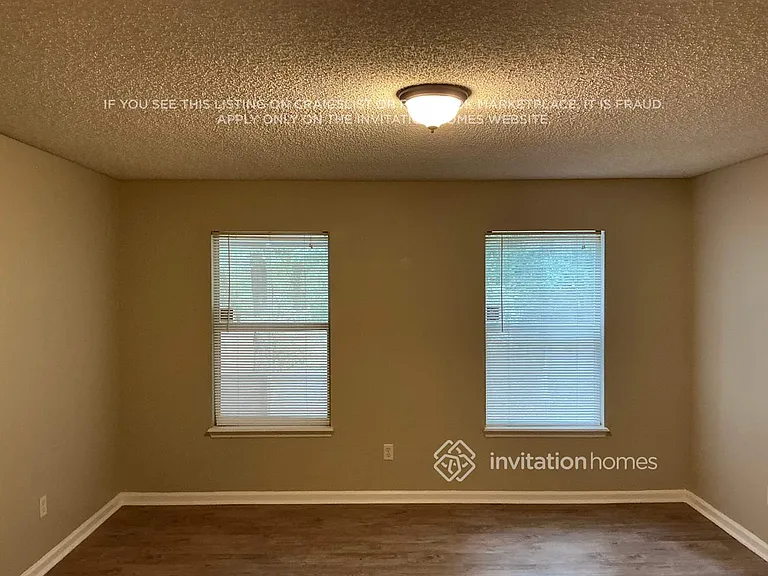 13581 Ashford Wood Ct E — Photo 19