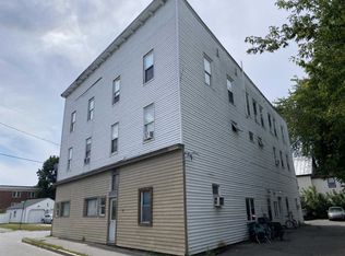 69 Water St, Waterville, ME 04901