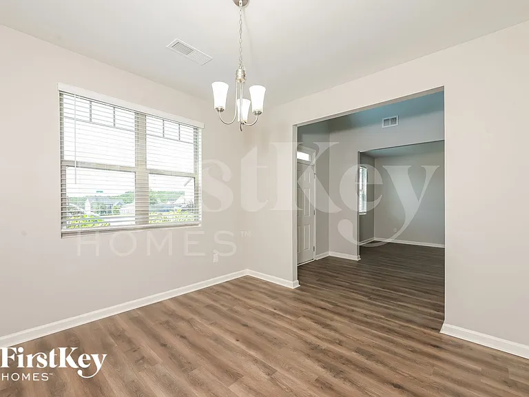 2027 Massey Ln — Photo 5