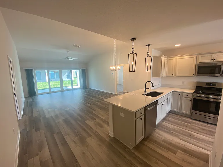 4205 Collerette Ct — Photo 2