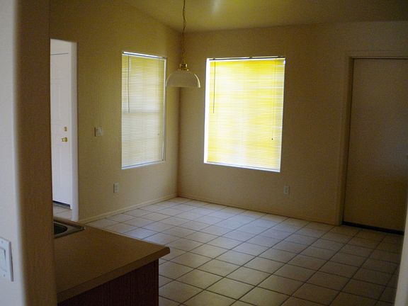 Eat in Area in Kitchen