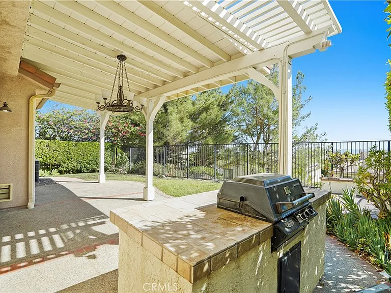 20600 Vercelli Way — Photo 44