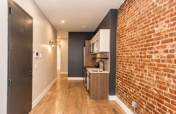 1st image of 364 Palmetto St Floor 3