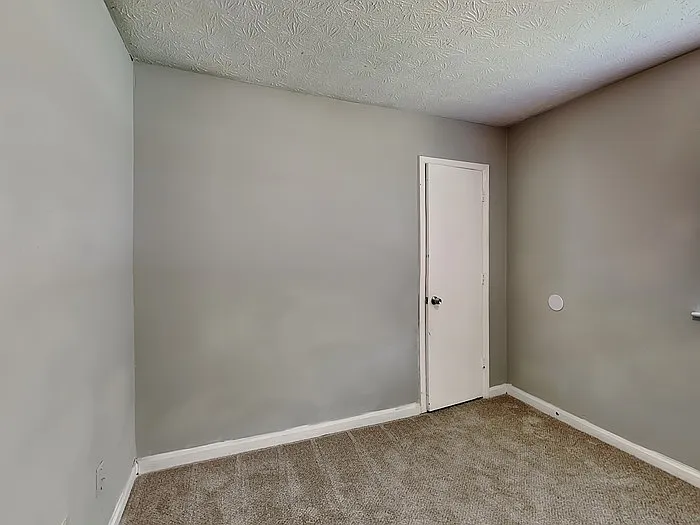 2093 Drake Ct — Photo 13