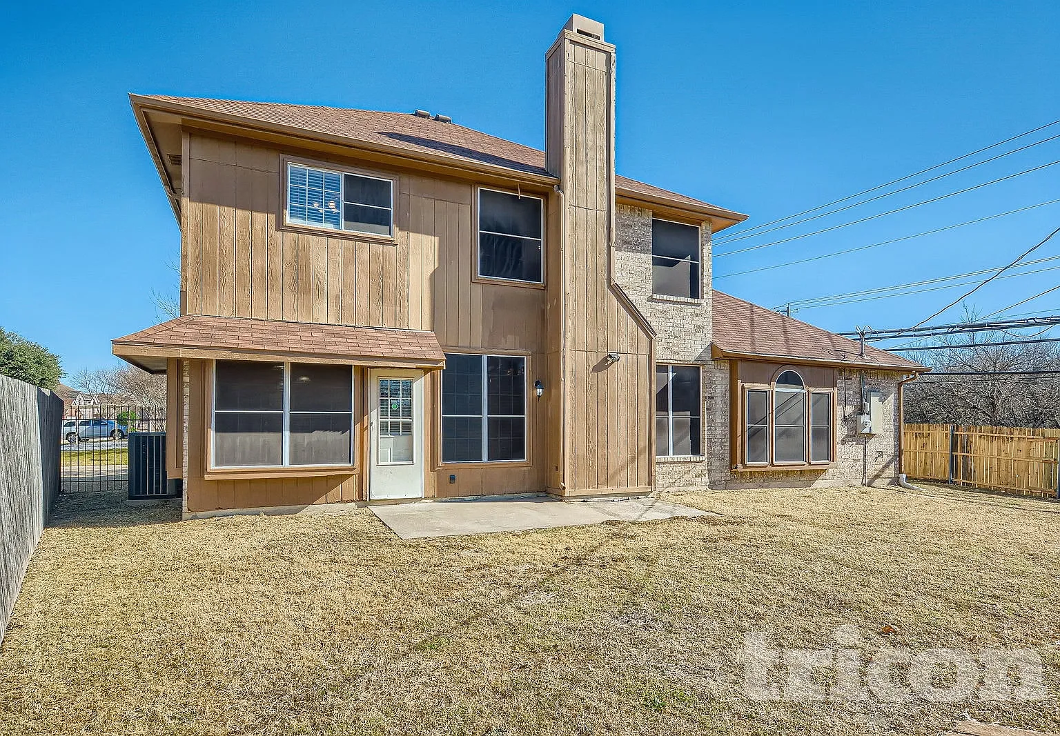 5516 Rolling Green Rd Arlington TX — Photo 3