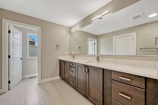 2891 W Parkside Pl — Photo 18